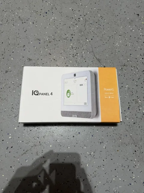 IQPanel4 Wireless Smart Home Automation Security Panel 319.5 MHz. VERIZON OBO