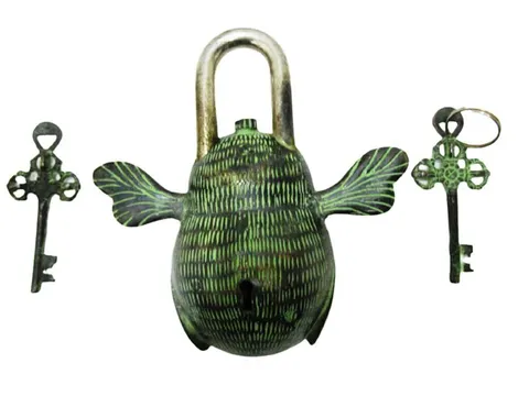 Antique Style Honey Bee Shape Brass Padlock Lock with Key Working Functional HB1
