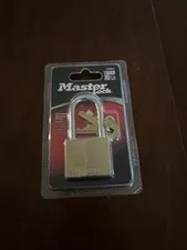 Master Lock 140DLF Padlock with 2 Keys 1 Pack