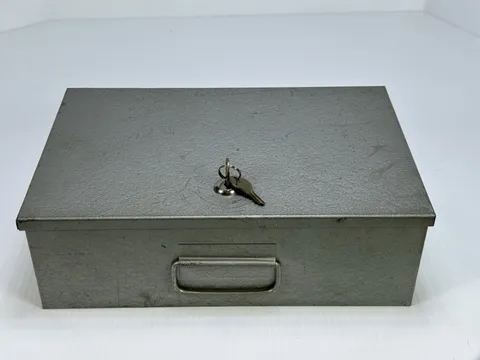 Vintage Rockaway Metal Products Fire Resistant Safe Lock Box Keys