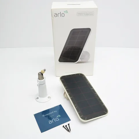 Arlo VMA5600 Solar Panel Charger - White
