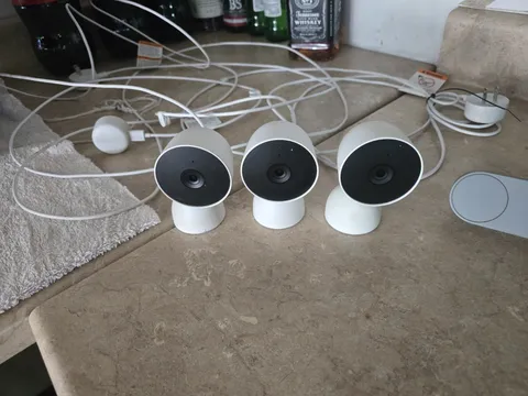 3 Google Nest Security Cam (Wired) - 2nd gen + one door bell camera +adt man hub