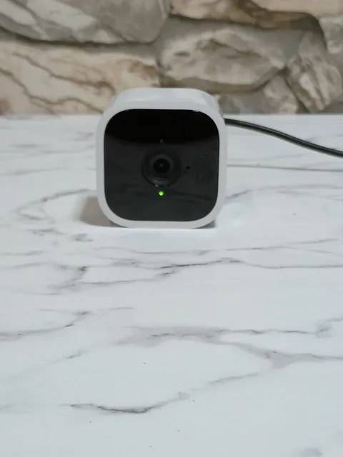 Blink Mini Plug-in Smart Security Surveillance Camera BCM00300U - White