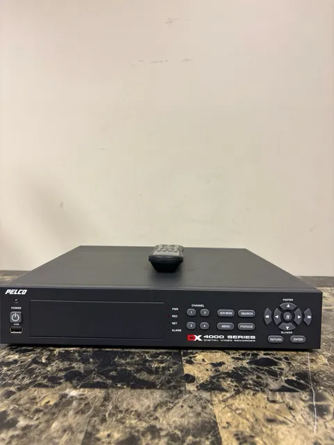 Pelco DX4004-160 Digital Video Recorder DX4000 Series W/ Remote - Tested