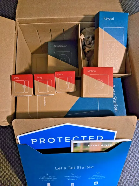 NEW: Never Used: Simply Safe Home Security System - SSCS3