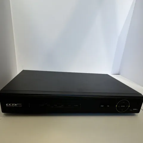 CCTV SecurityPros Q-See QT426 4-Channel DVR 500GB 1080p HDMI VGA Black