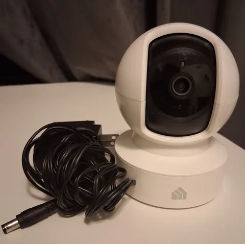 Kasa Smart EC70 Indoor Security Camera
