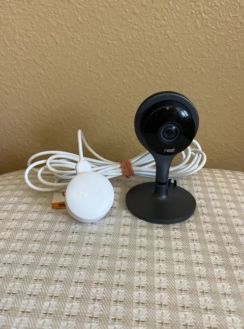 Google Nest Cam Indoor Security Camera 1st Gen with Magnetic Stand (A0005)