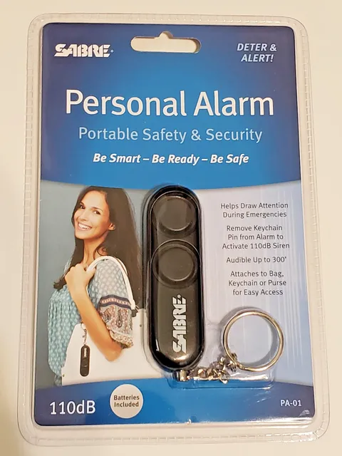 🔥NEW🔥 Sabre Personal Alarm Black: Safety Keychain Device with Alkaline Battery