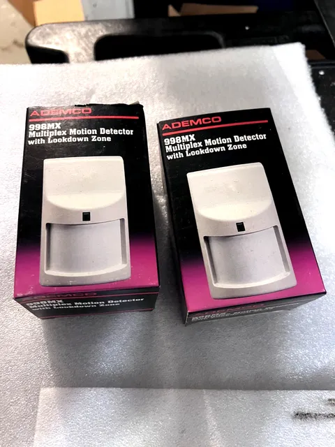 Lot of 2 Honeywell / Ademco 998MX Multiplex Motion Detector with Lookdown Zone