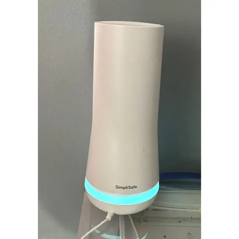 Simplisafe Smart Home Security Base Station Only with Power Cord SSB33 -works