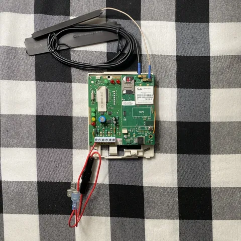 ALARM.COM CD-410-US-VZ Verizon LTE Cell Unit  for Concord 4