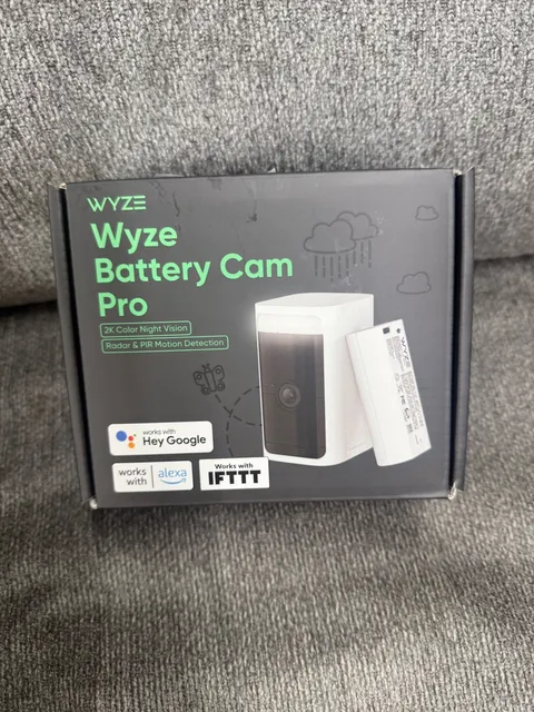WYZE BATTERY CAM PRO Wireless Smart Security Camera 2K HDR | White NEW SEALED