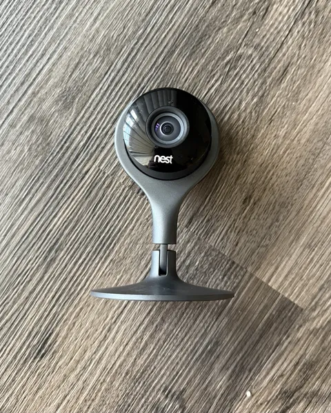 Google Nest Cam Indoor Security 1st Generation NC1104US A0005 Camera Only