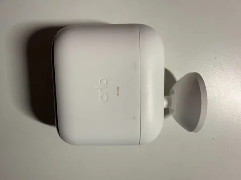 Arlo Essential 2K Outdoor Security Camera VMC3052 White Tested Working