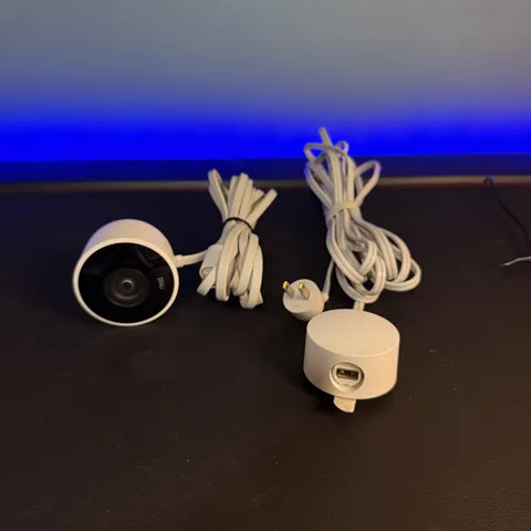 Nest Cam Outdoor G077Y5 Security Camera White Wi-Fi Night Vision Weatherproof