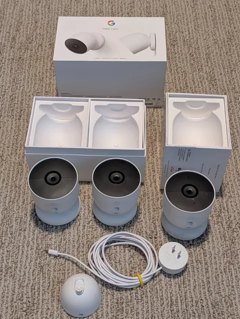 Google Nest Cam Indoor/Outdoor Battery Camera set of 3
