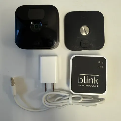 FOR PARTS ONLY/DOES NOT WORK Blink 3rd Generation Cam / Sync Module 2 with Cords
