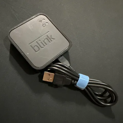 Blink XT Sync Module Wireless Indoor Outdoor Home Security BSM00203U Untested