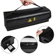 Double Closure Mechanism Waterproof Battery Case Maximum Temperature 1400 °C