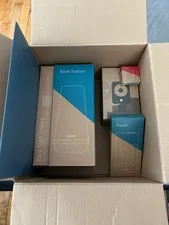 SimpliSafe Kit with Base Station, Keypad, SimpliCam, Entry sensor, and Yard Sign