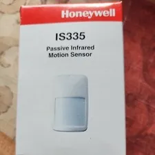 Honeywell IS335 Hardwired Motion Detector 80LB Pet Immune..NIB