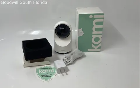 Kami YYS.3218 Indoor Motion Activated Wi-Fi Security Cameras 2 Units Not Tested