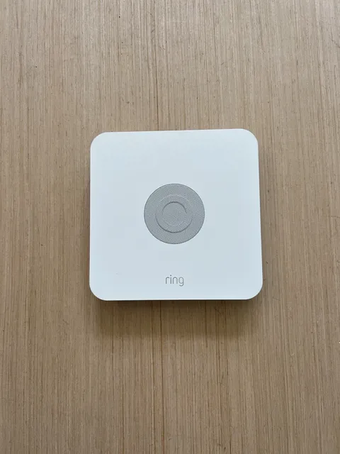 Ring Alarm Base Station US Model SKU:4HB1U9-0EN0 Only White As Is