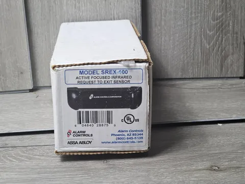 Assa Abloy SREX-100 - active focused infrared detector