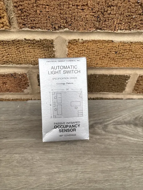 UNENCO SOM-500-A AUTOMATIC LIGHT SWITCH PASSIVE INFRARED OCCUPANCY SENSOR 