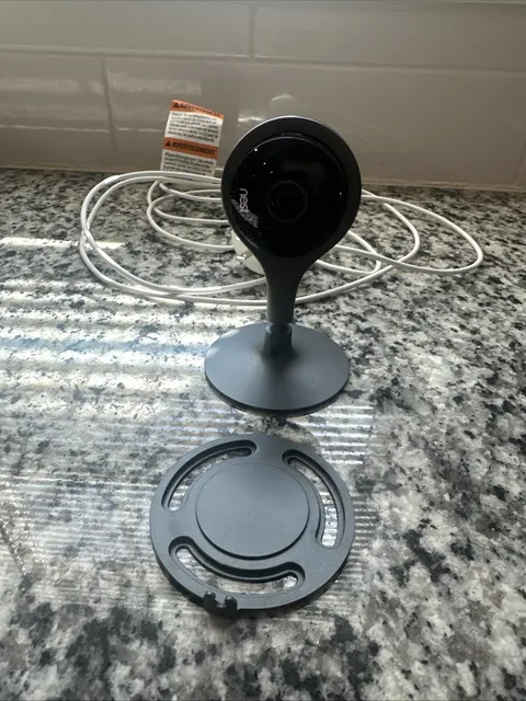 Google Nest Cam Indoor Security Camera A0005 1st Gen Tested Wired Pre-owned 