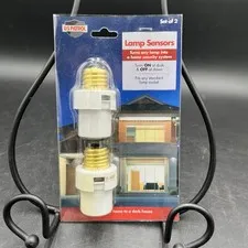New U.S. Patrol Lamp Sensors RET2735 Set of 2 Fits Standard Sockets 017874627356