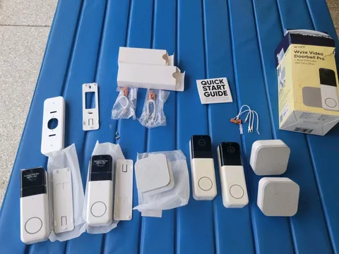 Wyze Labs Lot Camera Video Doorbell Pro + Chime Pro Cameras - Selling For Parts