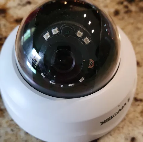 Vivotek FD8154-F2 Dome Network Camera PoE IP 36-57V White/Black