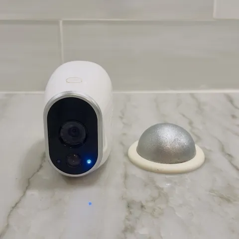 Arlo NETGEAR VMC3030 Add-on HD Security Camera With Magnetic Mount