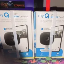 myQ Smart Indoor Camera 2-Pack 1080p Wi-Fi Night Vision Motion Detection 2-Way