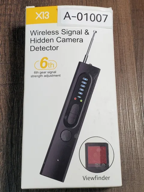 X13 Wireless Hidden Camera Detector w/ Signal Strength Adjustment, Black