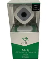 Arlo Q VMC3040-100NAS 1080p HD Wireless WIFI Security Camera with Audio - NEW !!