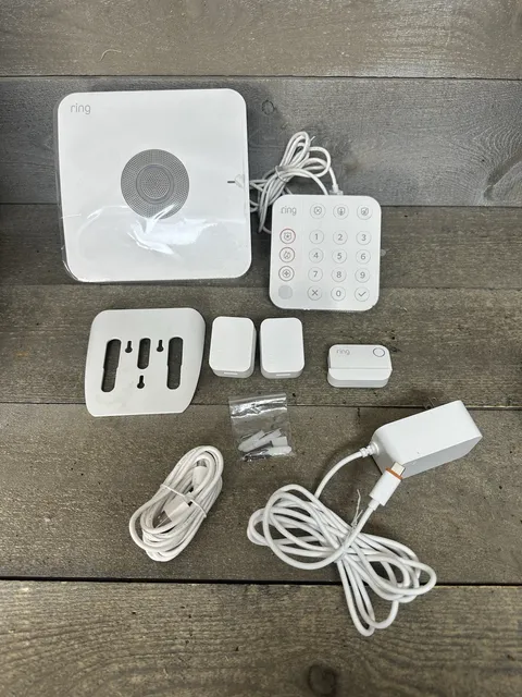 Ring Alarm PRO Wireless Security Alarm Kit 5AT3T3 Base Station Keypad Sensor