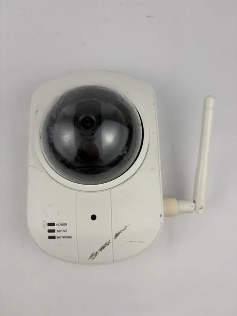 SERCOMM WIRELESS WIRED INDOOR IP SECURITY CAMERA RC8230D - NO CORDS INCLUDED