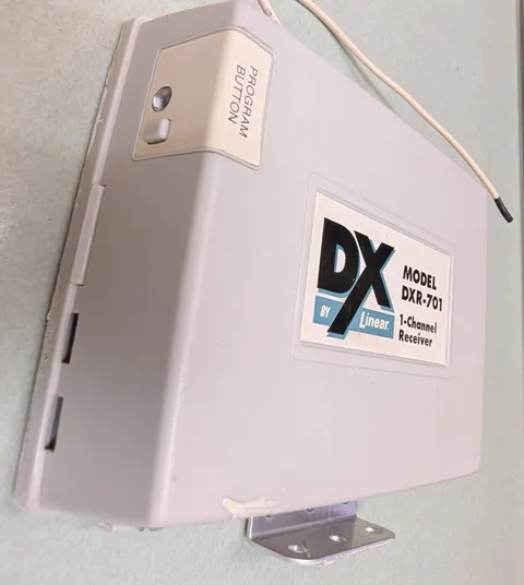 DX Linear 1 Channel Receiver Model DXR-701 Garage Door Security System Alarm