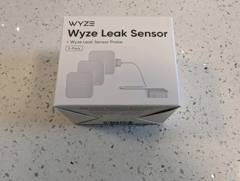Wyze Leak Sensor 3-Pack with Single Probe - Requires Sense Hub for Alerts