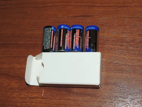 Lot of 4 - New Genuine Tenergy CR123A Lithium 3V Batteries - NON-RECHARGEABLE