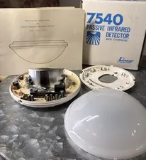 NIB Linear 7540 Passive Infrared Detector PIR Motion Sensor, Manual, Rare Find
