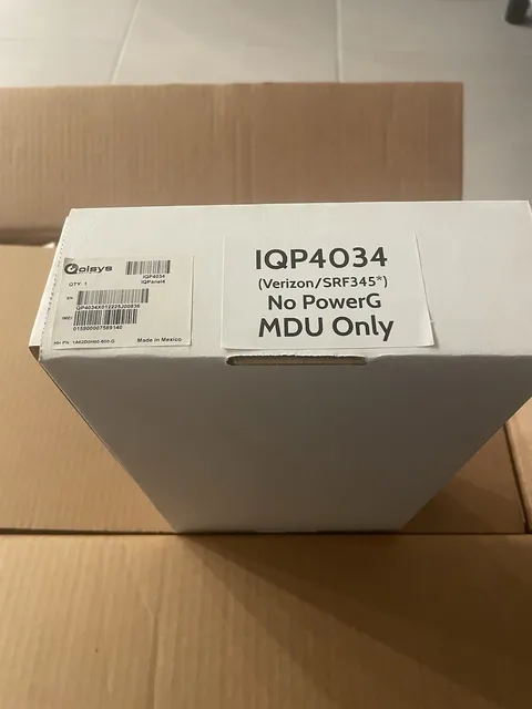 Qolsys IQ Panel 4 Touchscreen Wall Mountable Alarm Control Panel White IQP4034