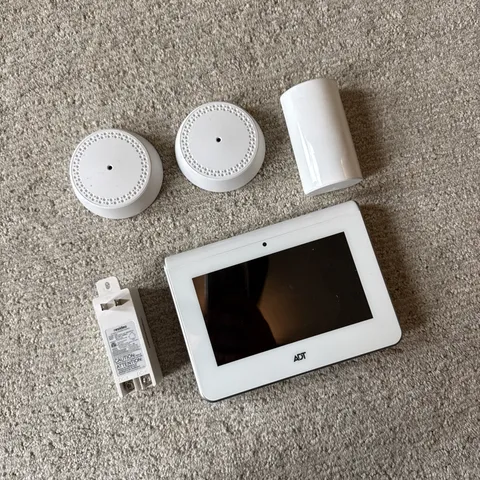 ADT5AIO Smart Panel + 2 Resideo PROSIX Sensors + 1 Motion Sensor ProSeries Lot