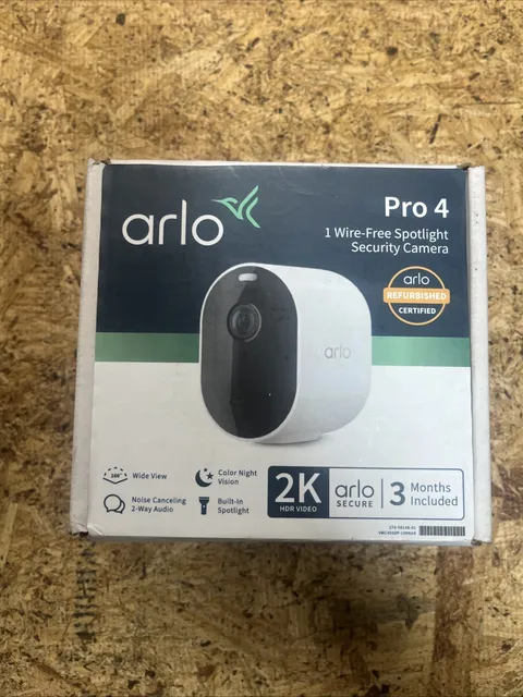 Arlo VMC4050P-100NAR Pro 4 Spotlight WiFi Camera White