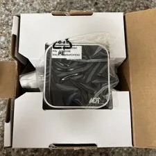 ADT OC835 Pulse 1080p FHD Wireless Wi-Fi Indoor Camera Black