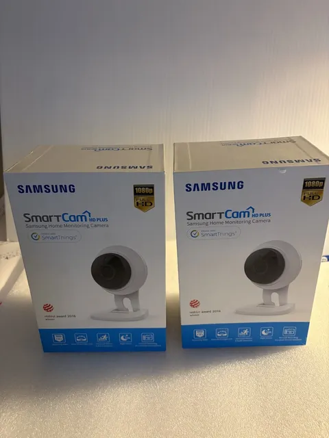 Samsung Wisenet SmartCam White HD Plus Smart Home Wi-Fi Camera 1080P Full HD