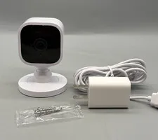 Blink Mini Compact Indoor Plug-in Smart Security Camera (BCM00300U) - Tested